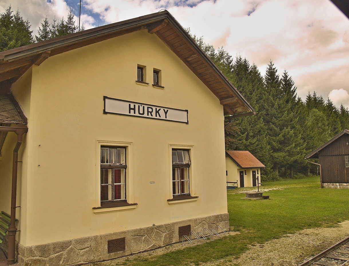 Zastávka Hůrky...