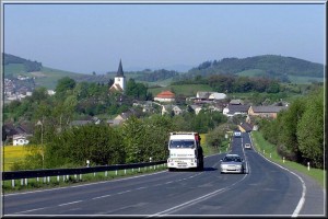 Loučim po silnici od Klatov